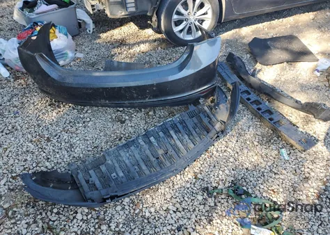 2019 Chevrolet Malibu Lt from USA, damaged, VIN 1G1ZD5ST6KF136643